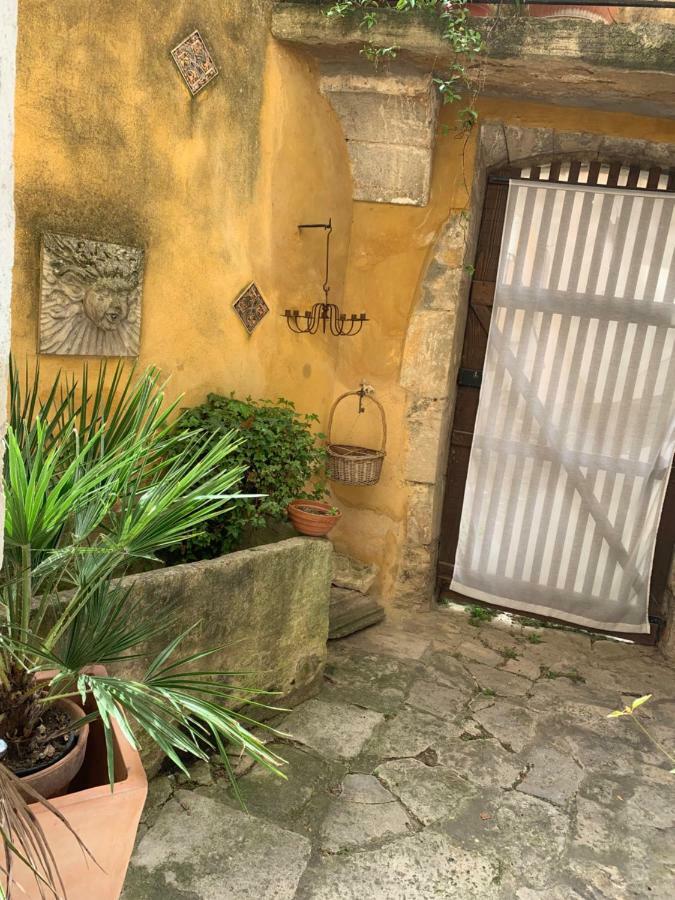 La Sarrasine Ξενοδοχείο Villes-sur-Auzon Εξωτερικό φωτογραφία
